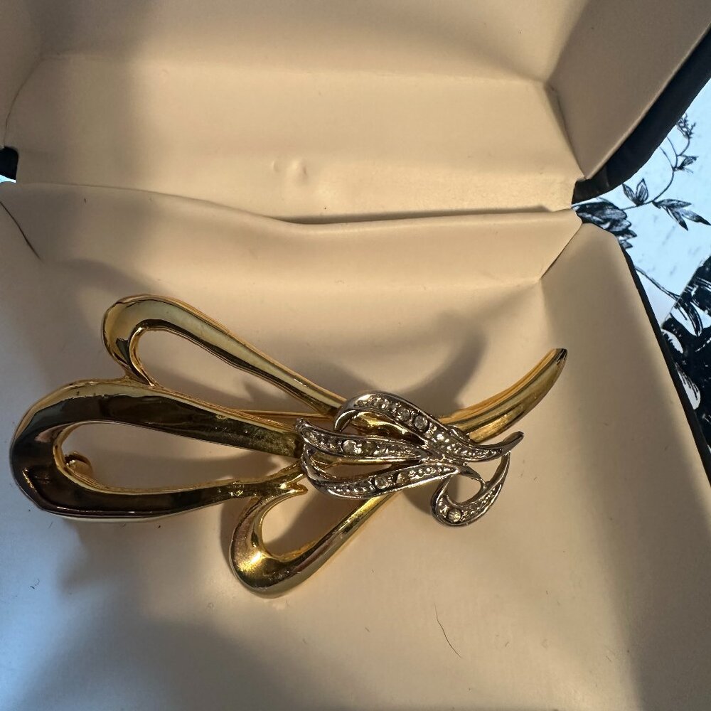 Two Tone Swoosh Statement Brooch With Rhinestones Vintage